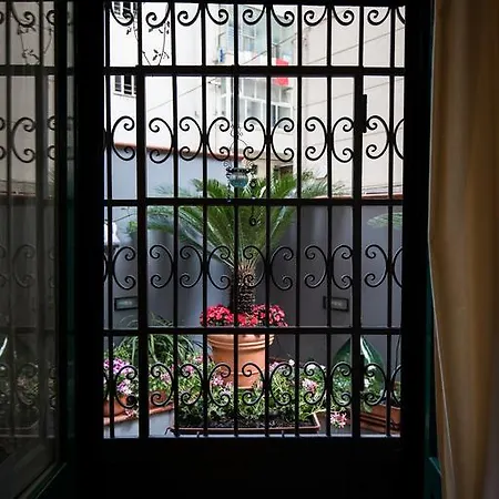 Civico Cinque Bed & Breakfast