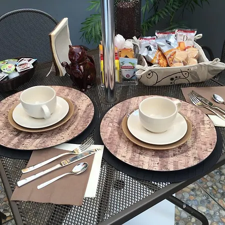 Bed and breakfast Civico Cinque 3*