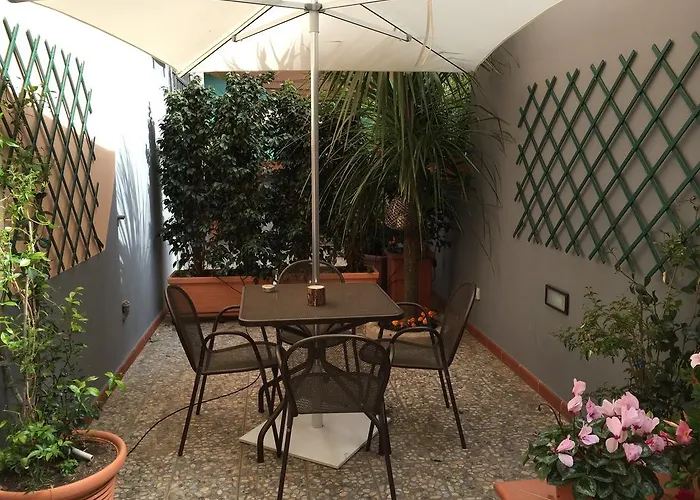 Civico Cinque Frühstückspension Salerno